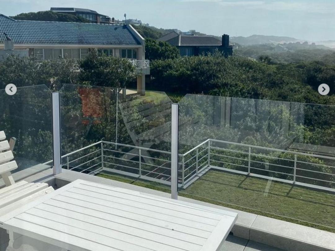 Kelly'S Beachfront Apartments Port Alfred Exterior photo