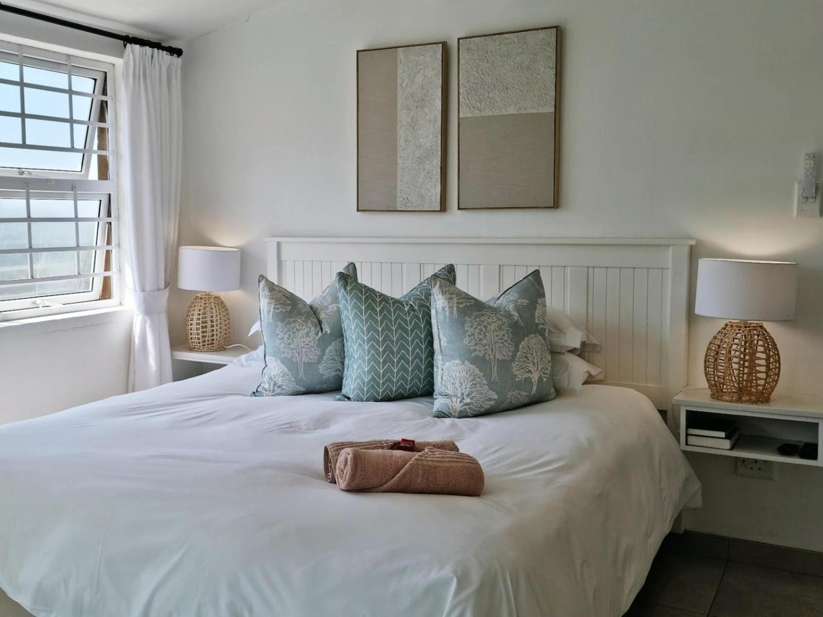 Kelly'S Beachfront Apartments Port Alfred Room photo