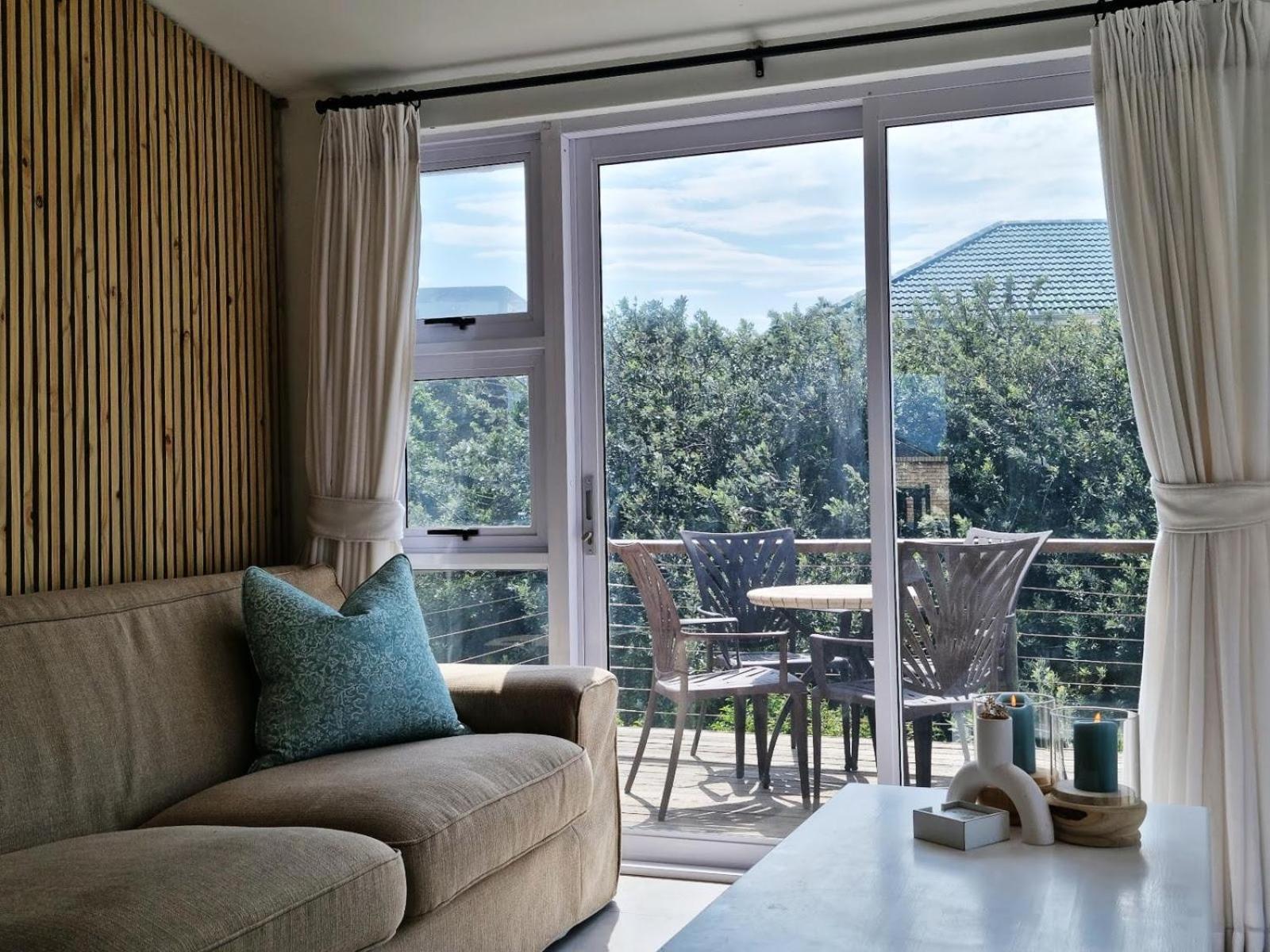 Kelly'S Beachfront Apartments Port Alfred Room photo